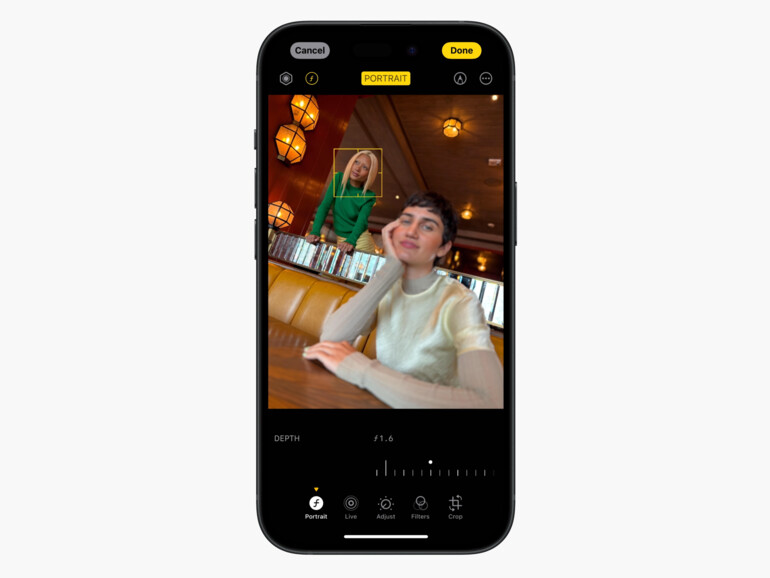 Bei Porträtaufnahmen lässt sich der Fokus nachträglich verlagern