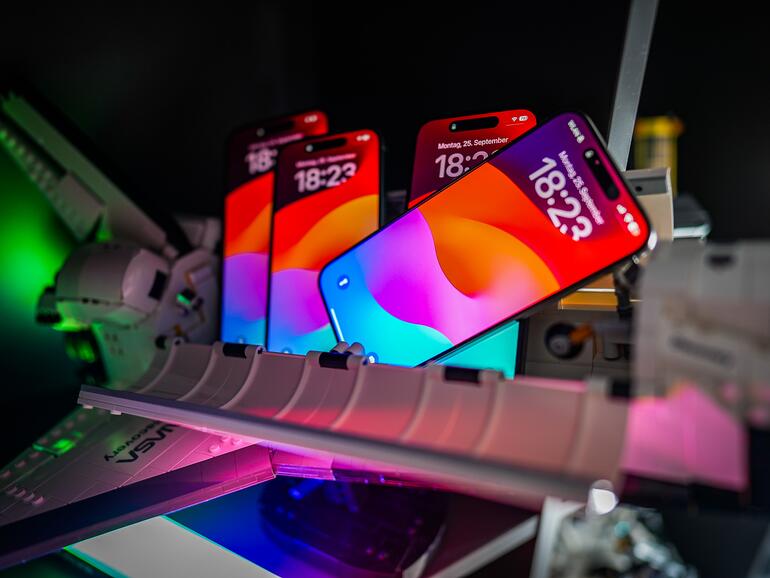 Eine ganze Space-Shuttle-Ladebucht voller neuer iPhone-15-Modelle. In den vergangenen Tagen haben wir keine Minute nicht auch in irgendeiner Weise die neuen iPhone-15-Geräte. Unser Favorit: Das iPhone 15 Pro Max.