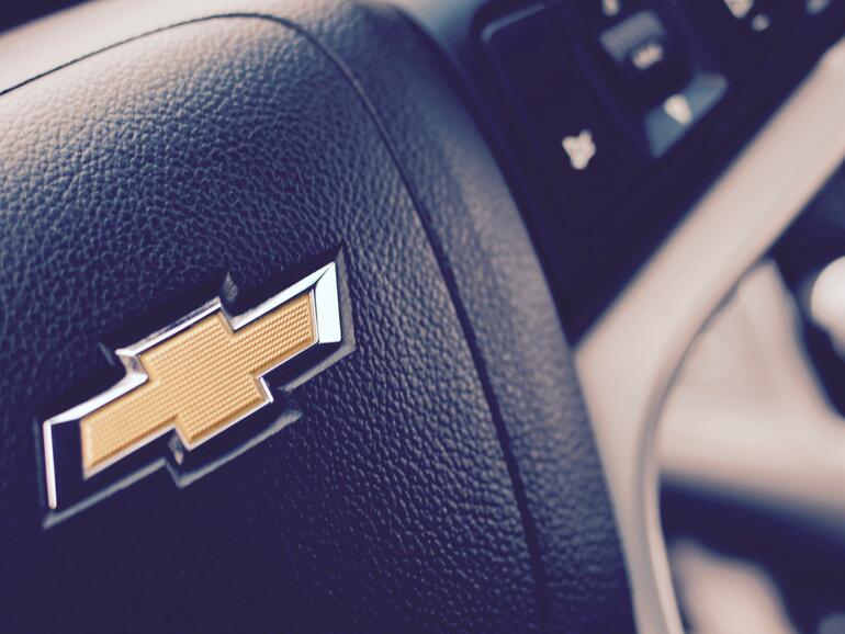 GM verabschiedet sich von CarPlay und Android Auto