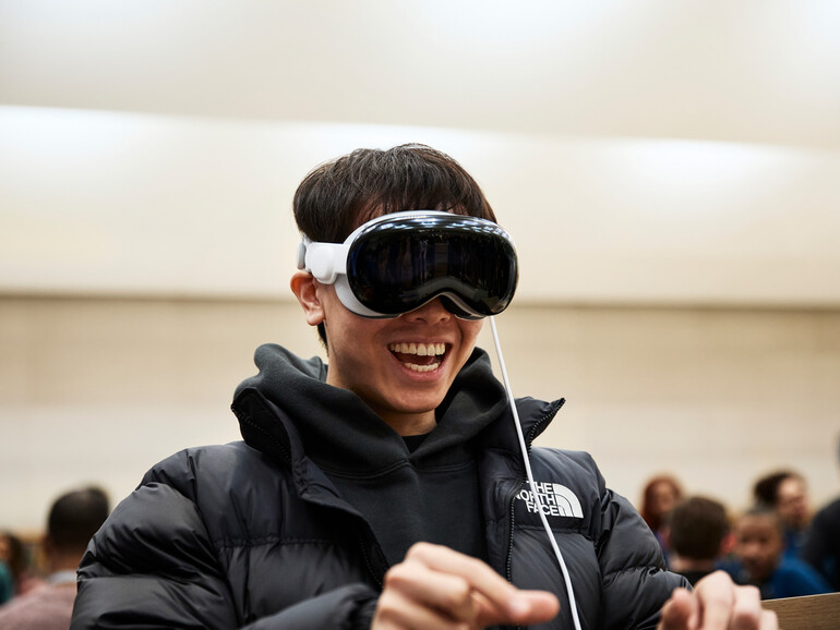 Die Apple Vision Pro im Einsatz – vorab einer Anschaffung aber stellen sich mitunter Fragen.