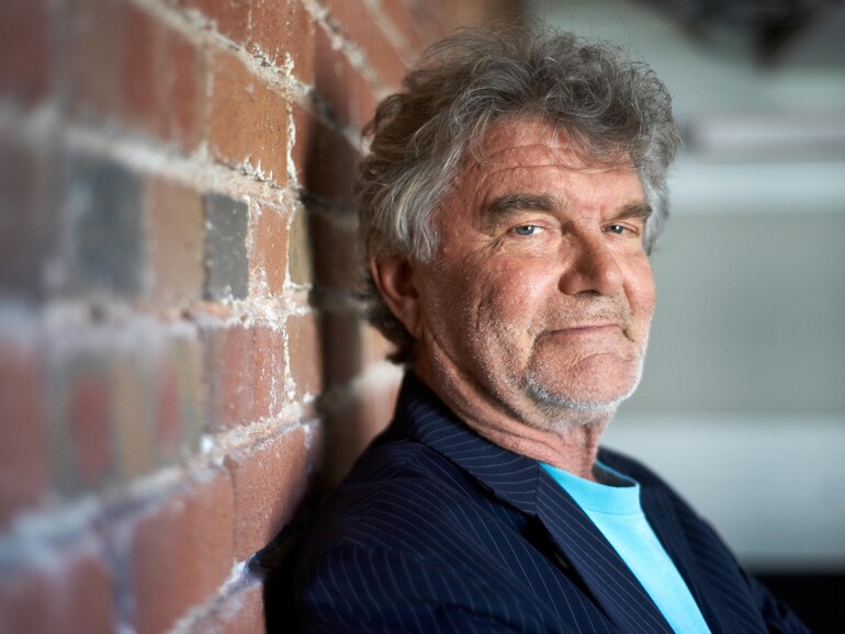 Bestimmte das Erscheinungsbild Apples durch seine Snow-White-Designsprache entscheidend mit: Dr. Hartmut Esslinger.