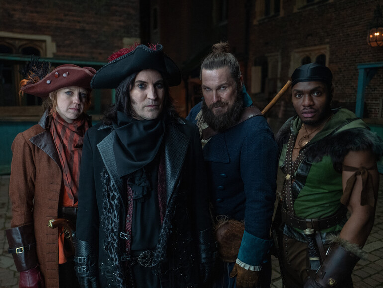 Die Essex Gang in voller Montur: Zwischen Schabernack und Straßenraub, diese verschworene Truppe um Dick Turpin zeigt, dass im 18. Jahrhundert nicht nur Gefahr, sondern auch eine gehörige Portion Humor lauerte.