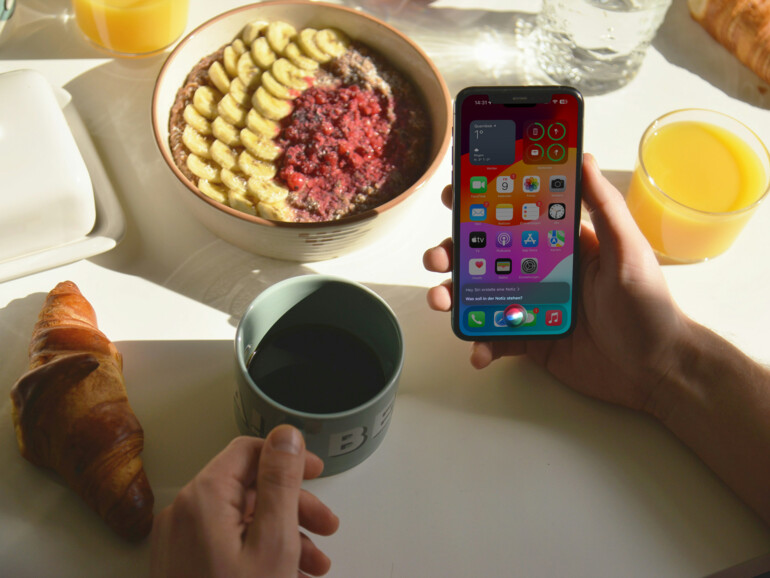 Apples Sprachassistenz kann mehr als nur deine Befehle ausführen, sondern dient auch als Bedienungshilfe