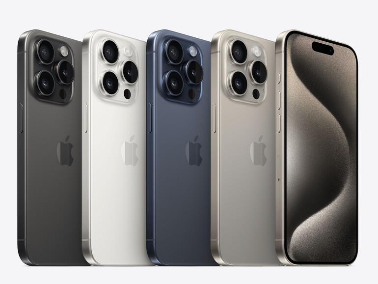 Das iPhone 15 Pro kommt in verschiedenen „Titan“-Farben. 