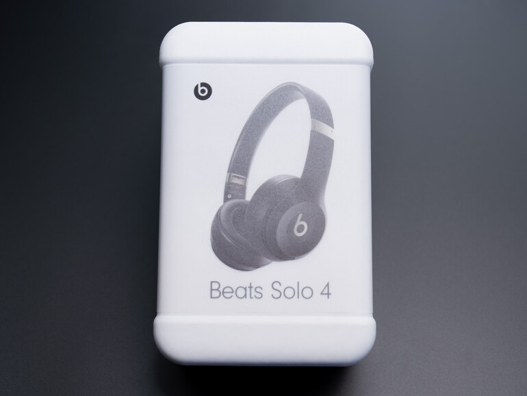 Die Beats Solo 4 kommen in einer plastikfreien Verpackung.