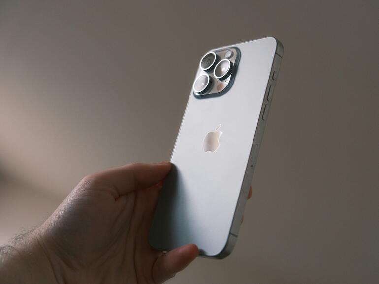 Laut Ken Segall sollte das iPhone umbenannt werden – das „i“ ist bedeutungslos.