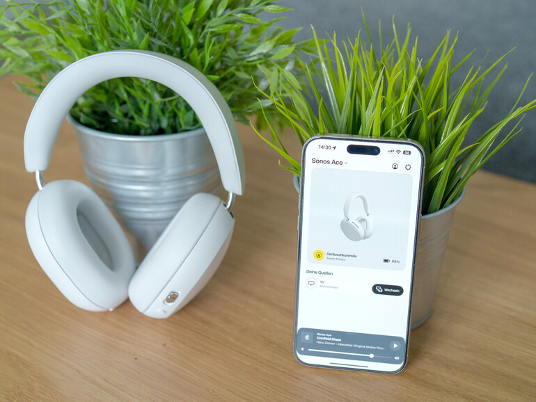 Die Sonos Ace sind Bluetooth-Kopfhörer und lassen sich sowohl über die Sonos-App als auch jede anderen App auf dem iPhone bespielen.