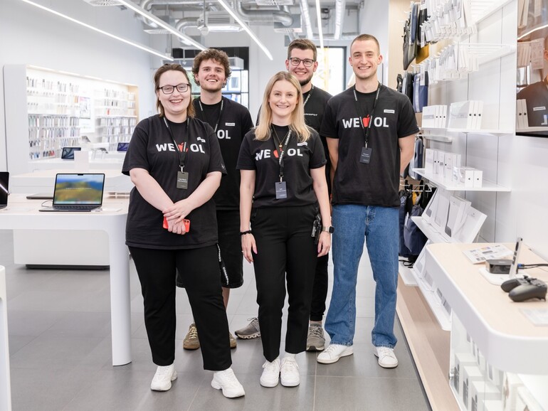 Das COMSPOT-Team aus Oldenburg: Lisa Marie, Luis, Lea, -Joshua, und Tillmann (von links nach rechts)