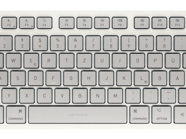 Wohlarrangiert mit großen Cursortasten: Die Scherenmechanik des „Cherry KW 7100 Mini BT for Mac“-Keyboards sorgt für ein angenehmes Tippgefühl.