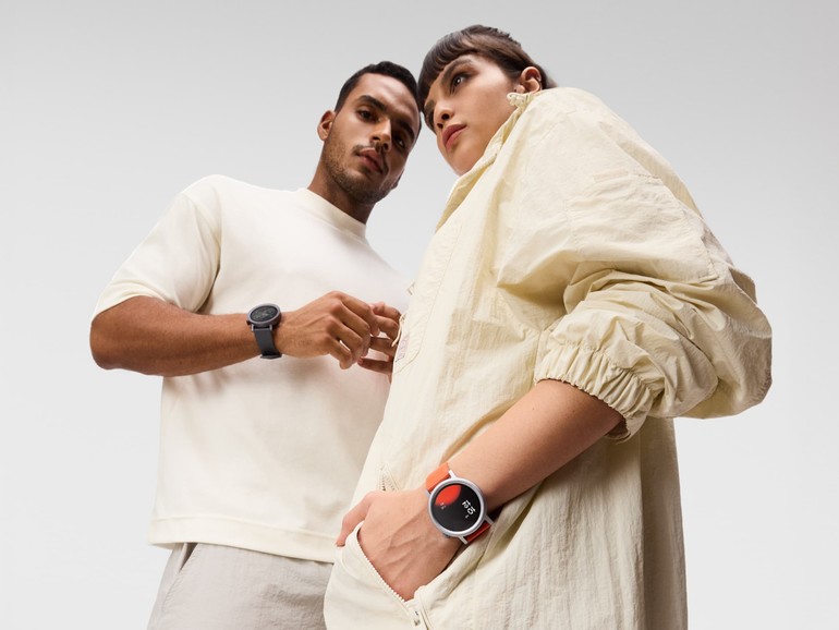 Die CMF Watch Pro 2 gibt es nur in einer Größe; an schlanken Handgelenken könnte sie daher etwas bullig wirken.