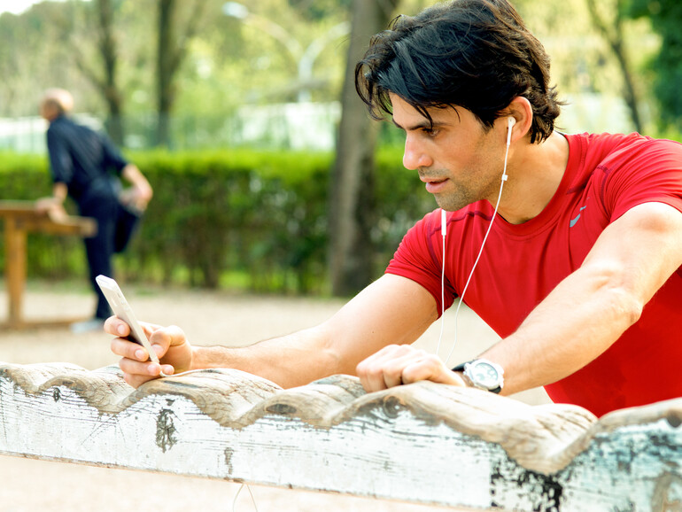 Ein altes iPhone ist der ideale Sportbegleiter.