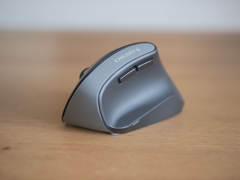 Die Tasten der Cherry MW 4500 klicken sich nicht sonderlich angenehm.