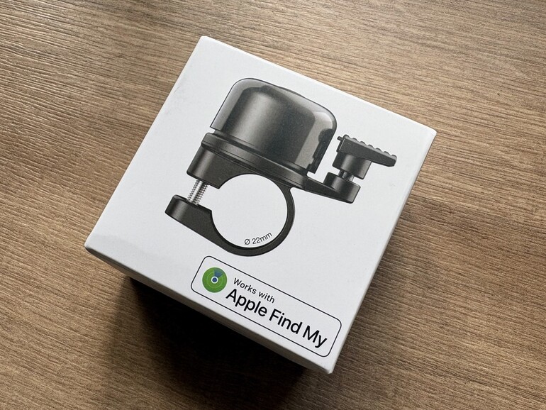 Die AirBell gibt es nur in einer Größe, kommt dafür aber in einer plastikfreien Verpackung mit cleverem Faltmechanismus.