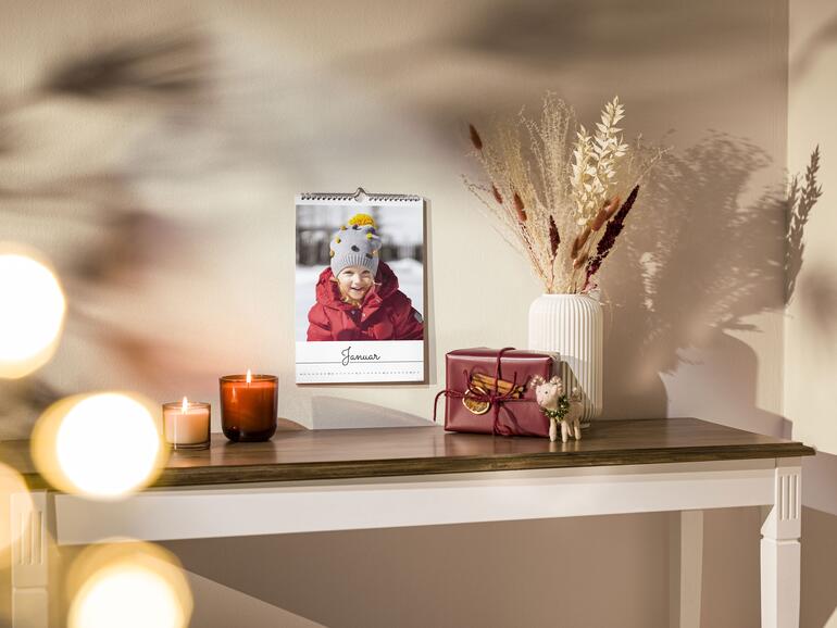 Die Wandkalender von Cewe bieten vielfältige Format- und Design-Optionen, um Familientermine stilvoll zu organisieren.