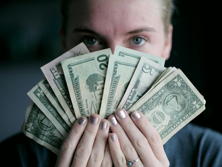 Apple muss hohe Strafzahlungen leisten – aber muss dafür nur eine Woche arbeiten.