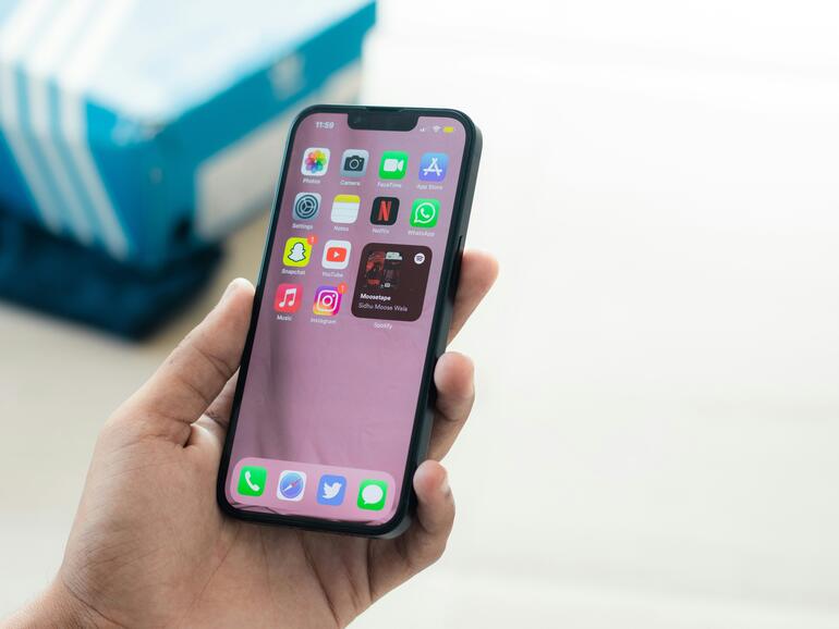 Vom Gehäuse her soll sich das iPhone SE 4 am iPhone 14 orientieren.