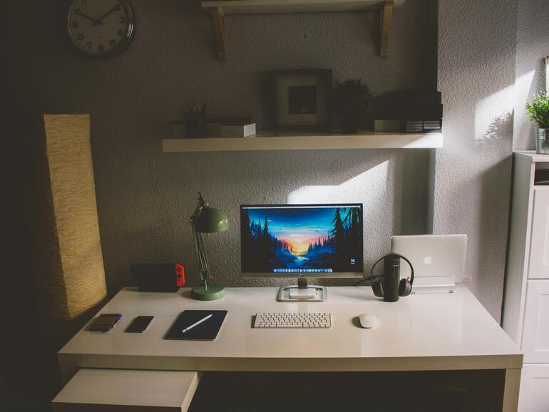 Apple veröffentlicht Updates für beinahe alle Geräte.