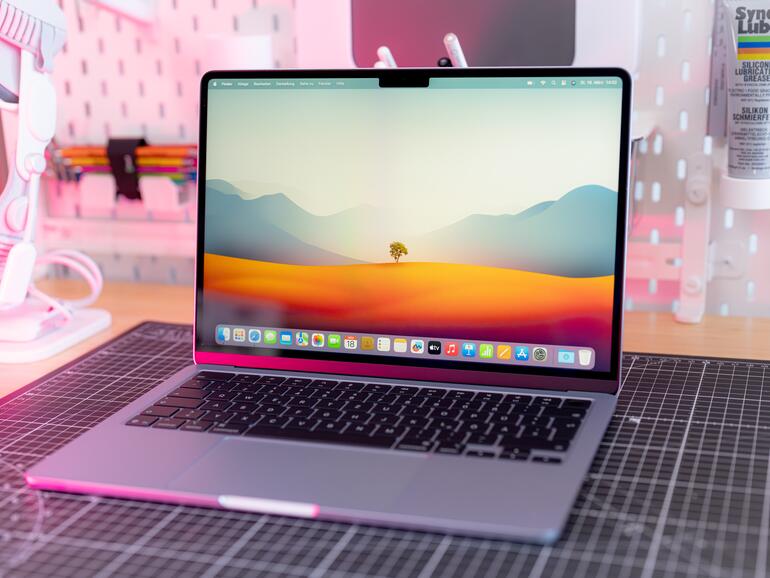 Augenfälligste Neuerung ist neue Farbvariante: Apples „Himmelblau“. Doch auch darüber hinaus gibt es Neues zu entdecken.