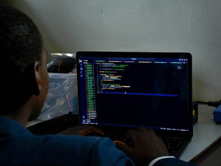 Apple wollte Apps für die Vision Pro per Vibe Coding erstellen lassen.