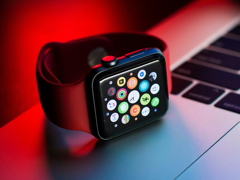 Die Apple Watch SE soll neue Bildschirmgrößen erhalten – sagt ein Analyst.
