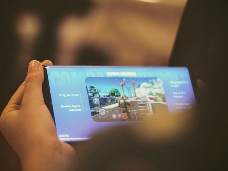 Epic Games reicht Fortnite erneut im App Store zur Überprüfung ein.