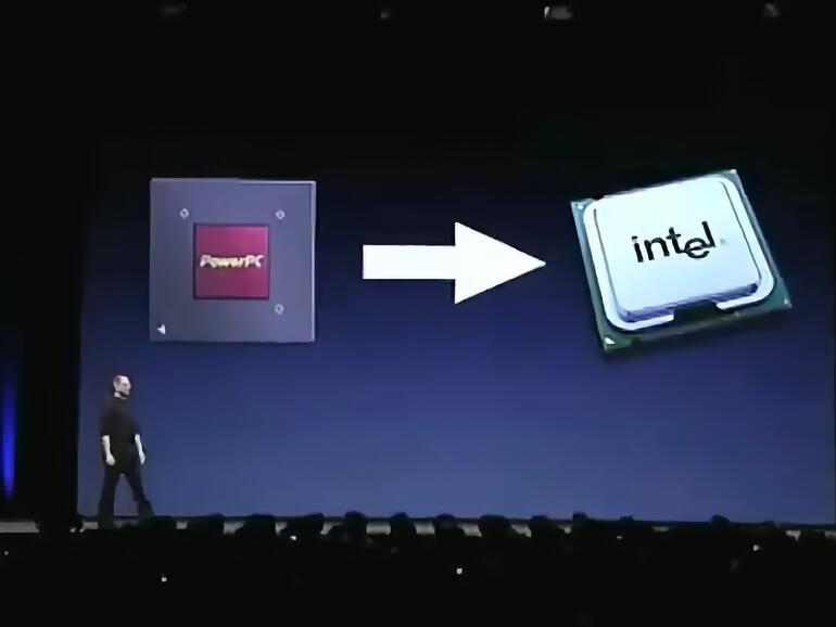 Steve Jobs präsentierte auf der WWDC 2005 die ehrgeizigen Pläne, mit dem Mac von PowerPC-Chips auf Intel-CPUs zu wechseln.