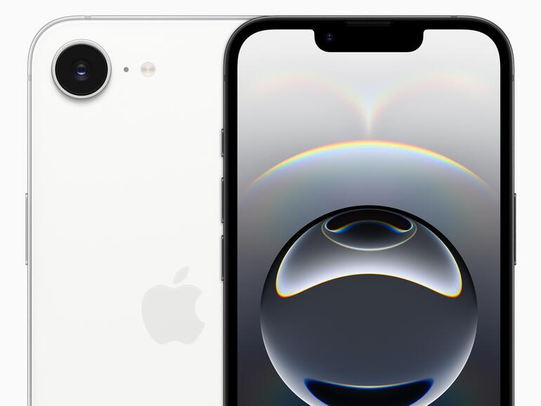 Das iPhone 16e muss mit einer einzelnen Kamera auskommen, hat dafür aber auch keinen riesigen Kamerabuckel auf dem Rückseite.