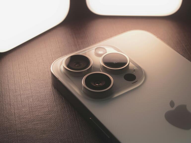 Dem iPhone soll angeblich ein signifikantes Kamera-Upgrade blühen.