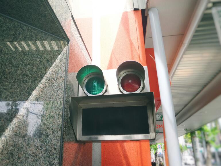 Apple ist jetzt bereit, größere KI-Unternehmen zu kaufen, „wenn es die Roadmap beschleunigt“.