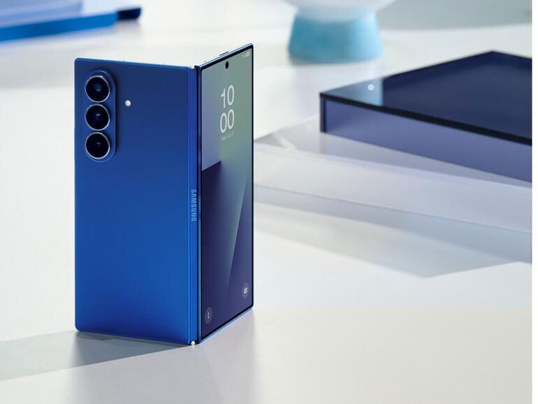 Samsung hat inzwischen viele Jahre Erfahrung mit faltbaren Smartphones.