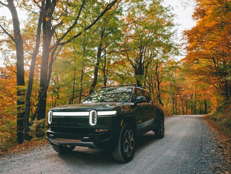 Auch der Rivian R1T wird ohne CarPlay Ultra auskommen – dass das bestimmte Kunden abschreckt, sei okay, so der Chef.