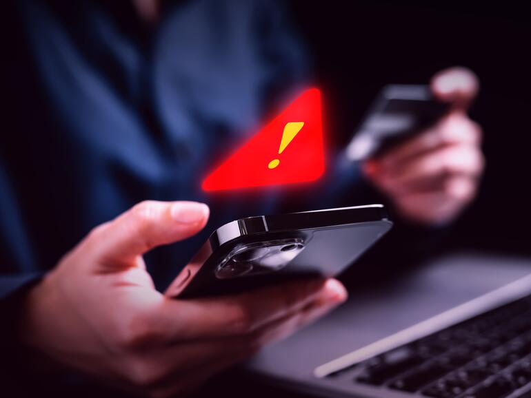 Vorsicht bei Anrufen, die angeblich von der eigenen Bank stammen und nach einem Einmal-Code (OTP) fragen: Banken fordern solche Codes niemals telefonisch an!