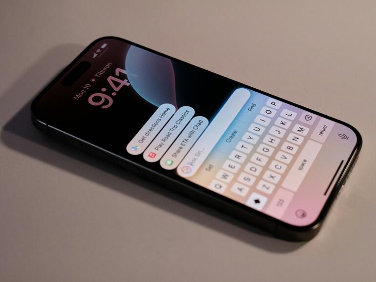 Selbst Entwickler bei Apple sollen dem Siri-Braten für iOS 26.4 nicht trauen.