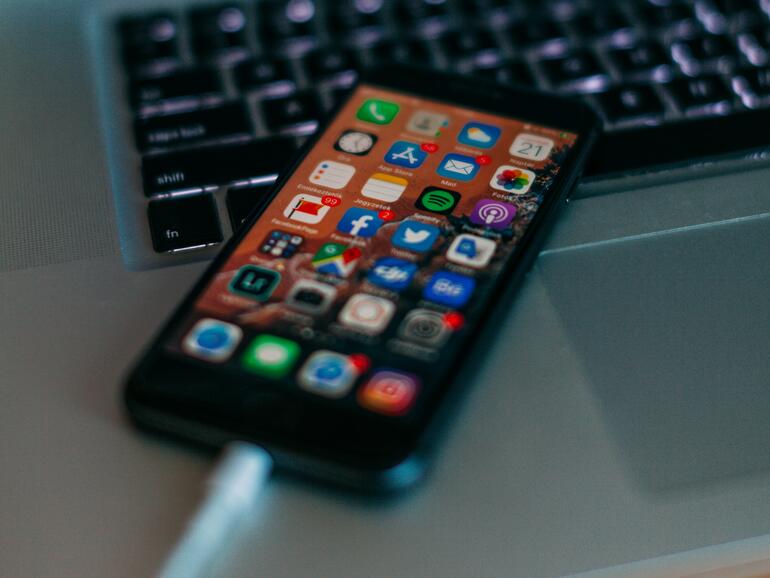 Apple testet aktuell iOS 26.2.1 – ein baldiges Update scheint also wahrscheinlich.