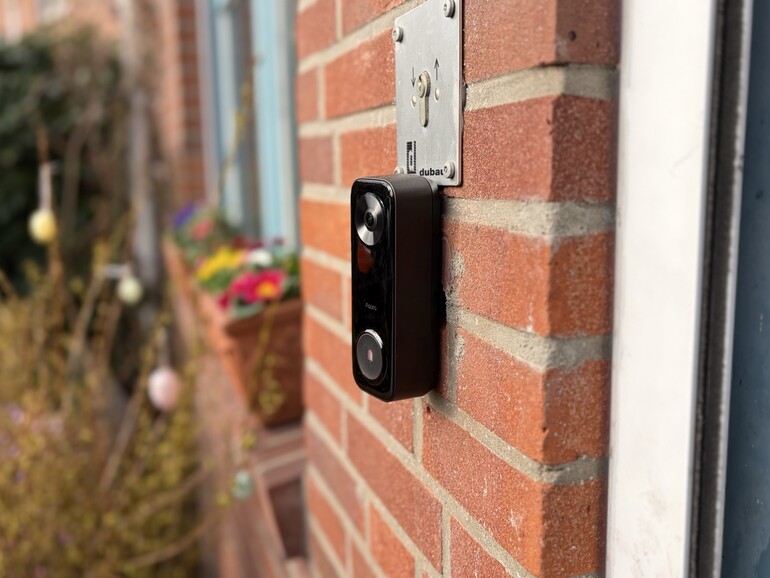 Die Aqara G400 bezieht den nötigen Strom aus durch den Klingeldraht oder über ein Ethernet-Kabel, was auch für eine stabilere Verbindung sorgt.