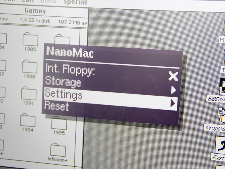 Das On-Screen-Menü ist bewusst schlicht gehalten und beeinflusst so das echte Retro-Feeling nur minimal.