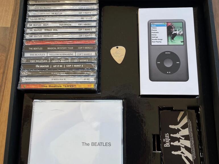 Seltene Beatles-iPod Limited Edition (2008) jetzt bei eBay Seltene Beatles-iPod Limited Edition (2008) jetzt bei eBay