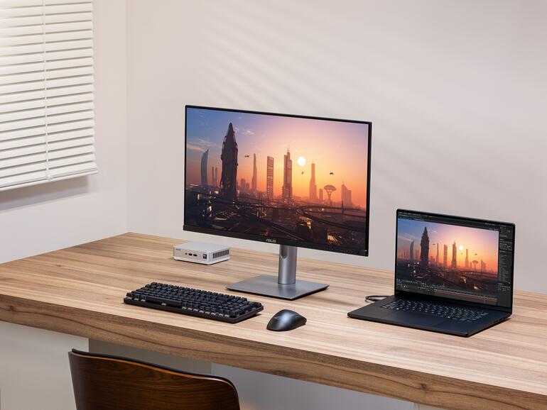 Der direkte Nicht-Apple-Konkurrent ist der ProArt PA32QCV von Asus.