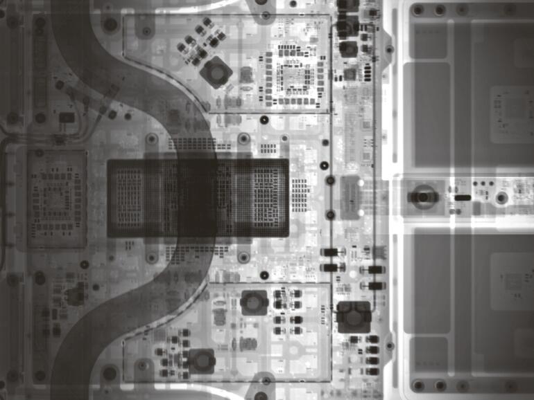 Dieses Röntgenbild eines MacBook (2021) zeigt die Technik im Inneren. Wir werfen einen Blick auf die neuesten Innovationen hinter den Komponenten aller Apple-Geräte.