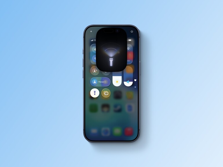 Wenn Sie die Taschenlampe Ihres iPhones nutzen, können Sie die Helligkeit und Weite des Strahls anpassen.