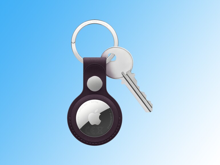 Der AirTag kombiniert Bluetooth und Apples eigenen UWB-Chip für eine präzise Ortung.