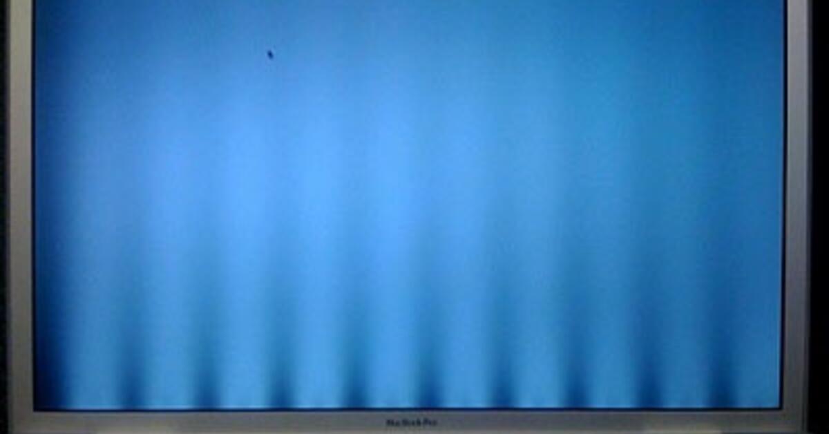 Neue Mac Book Pros mit Streifen auf dem Display Mac Life