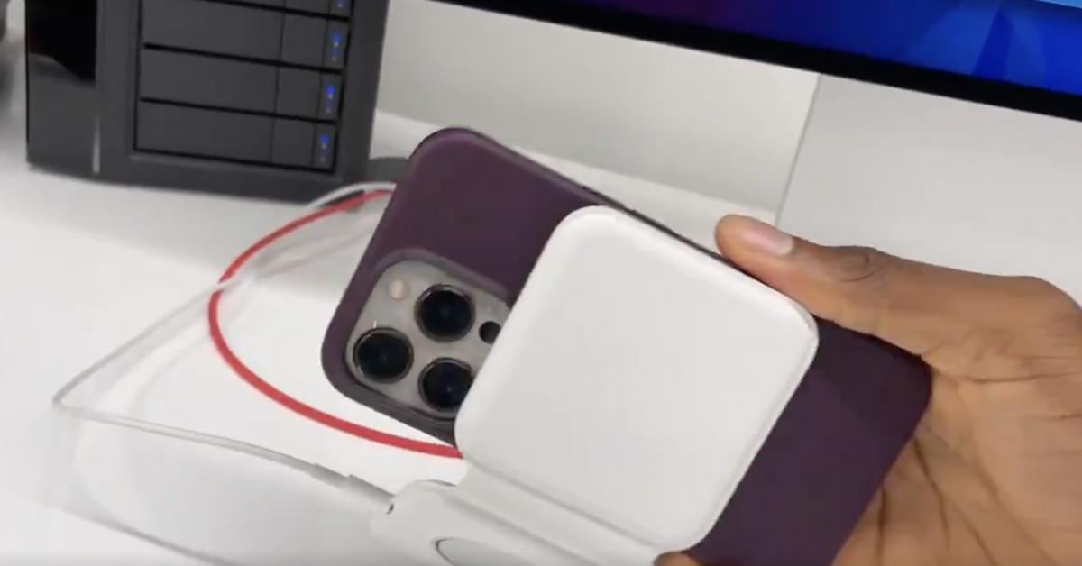 Чехол Apple Magsafe 12 Купить