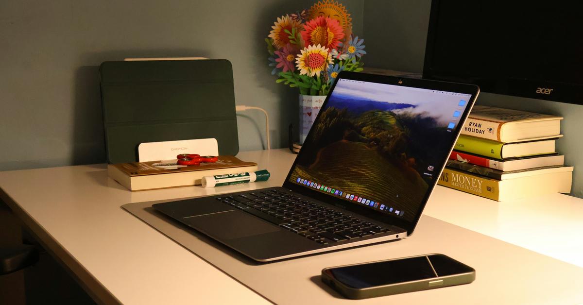 Apple-verschiebt-M5-MacBook-Pro-auf-2026-gr-ere-berarbeitung-geplant