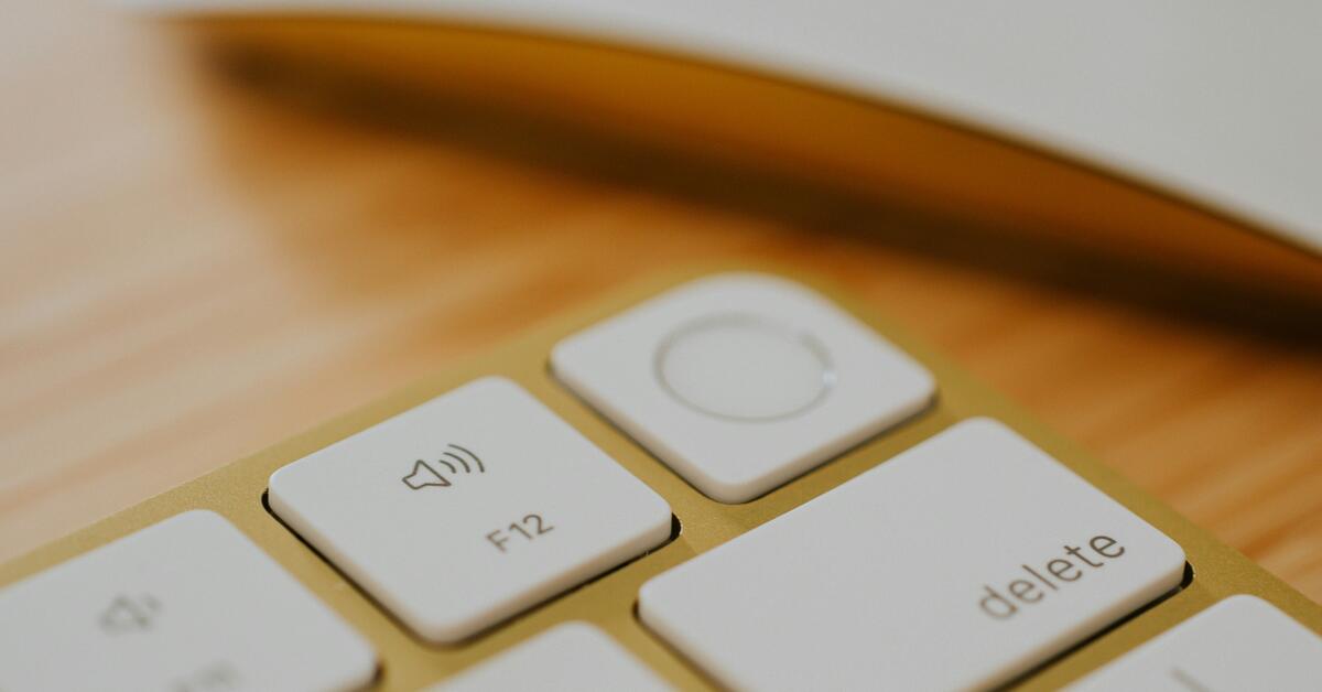 Apple-ver-ffentlicht-neue-Firmware-f-r-Magic-Keyboard-Magic-Trackpad-und-140W-Netzteil