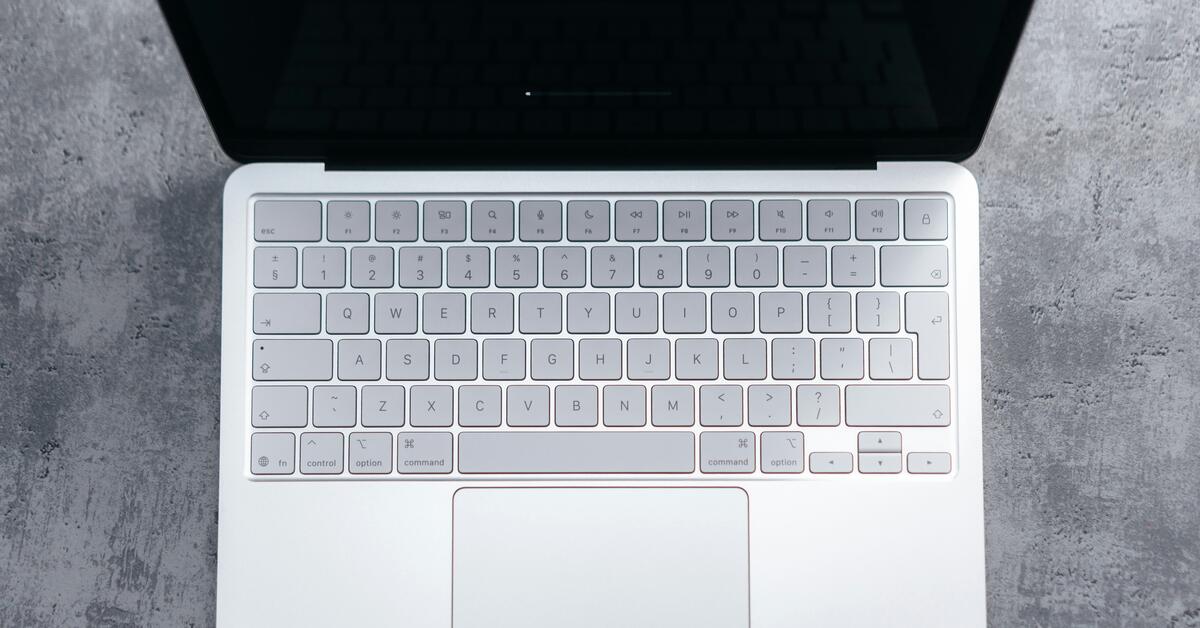 Apple’s MacBook Neo: Cost Cuts, Market Demand & Performance Challenges