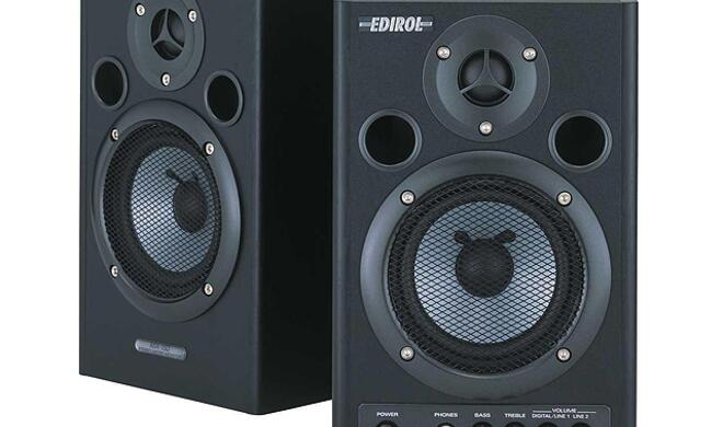 Test: Roland MA-15D | Mac Life