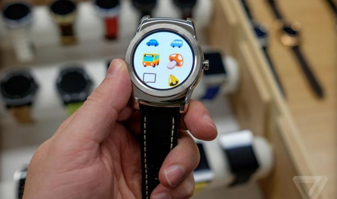 Unter den Verbesserungen befindet sich unter anderem der Support für Wi-Fi, die Unterstützung von Handgesten und das Zeichnen von Emojis per Hand