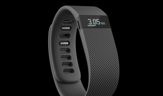 Fitbit Charge misst unter anderem zurückgelegte Schritte, Distanzen, Kalorienverbrauch oder die bewältigten Stockwerke.