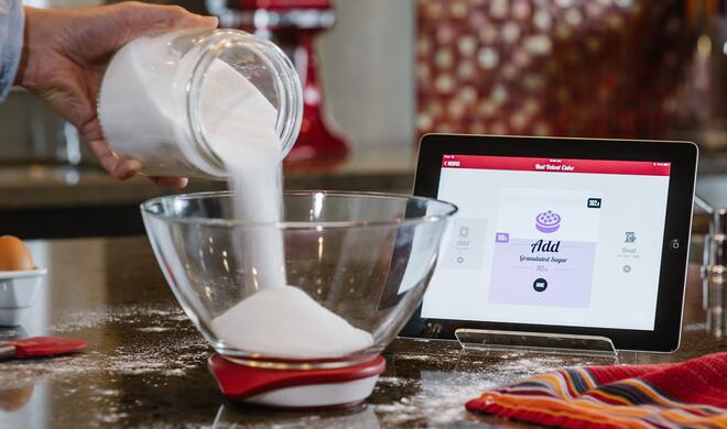 Küchenwaage Drop hilft beim Backen